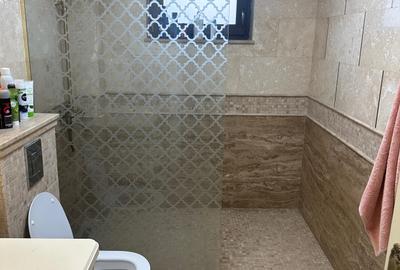 BRANESTI-VILA SUPERBISSIMA,LA LAC,PISCINA,FANTASTICA,UNICAT,700000 EURO - 40