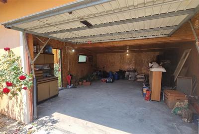 Casa de 4 camere zona Stupini - 12