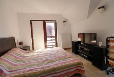 Apartament 2 camere de vânzare în Bușteni - 2
