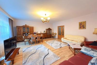 Vilă Spațioasă cu 5 Camere - 360.000 euro- Zona Girocului - 1