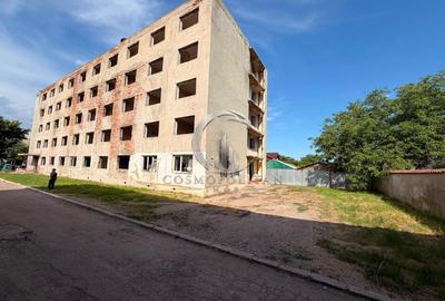 Hotel/Pensiune, de 2,700 mp, în Central