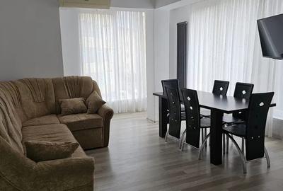 Apartament cu 3 camere semidecomandat, mobilat în Florești
