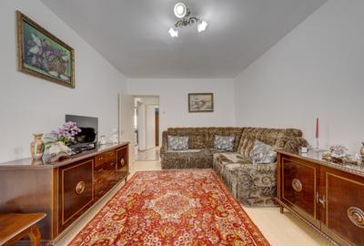 Apartament 3 camere decomandat, Titan, 1 Decembrie - 2