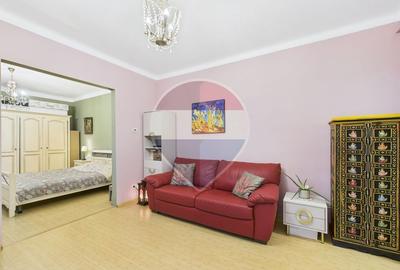 Apartament cu 2 camere semidecomandat în Capitale