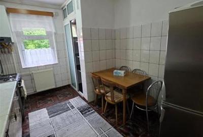 Apartament 3 camere decomandat etaj intermediar  Racadau - 8