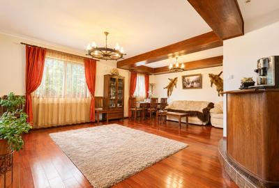 Vila de lux 310 mp construiti, cu piscina 40mp, Bucium Iasi, 1500mp teren, garaj foisor livada - 21