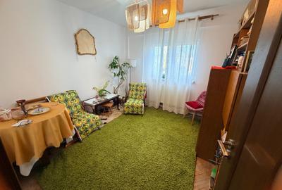 Apartament cu 3 camere decomandat Alexandru cel Bun - 8