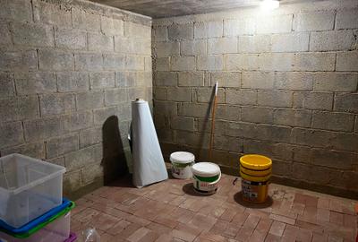 De Vanzare Casa Dumbraveni - 18