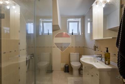 Vilă renovată P+1+M  | Foișor vitrat, grădină și jacuzzi - 32