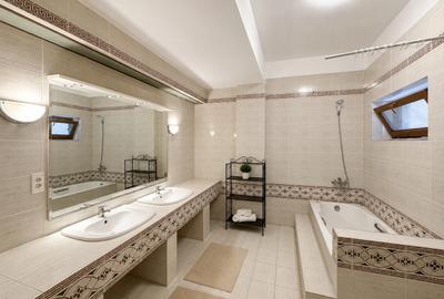 Bld Mamaia-Delfinariu | Apartament cu terasa aproape de plaja - 10