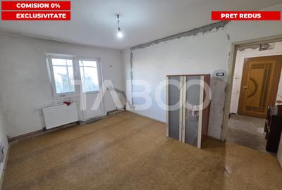 Apartament 2 camere semidecomandat zona Tudor Vladimirescu etaj 4 - 1