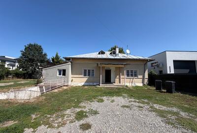 Casă individuală cu 9 camere în Ferme