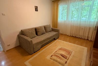 Apartament cu 2 camere decomandat în Drumul Taberei