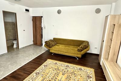 Apartament cu 3 camere I 2 bai I de inchiriat I Centru zona Primariei I etaj 2 I - 11