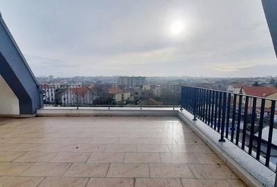 Apartament cu 3 camere decomandat în Dacia