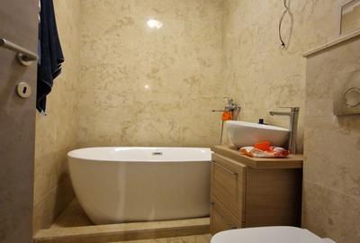 Palazu Mare - 3 camere decomandate, 2 gr sanitare, etaj 2- 160.000euro - 11