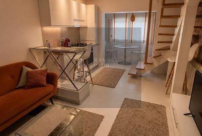 Apartament cu 3 camere semidecomandat în Vitan