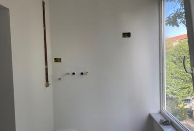3 camere  , centrala proprie,etaj 2-Lipovei - 20