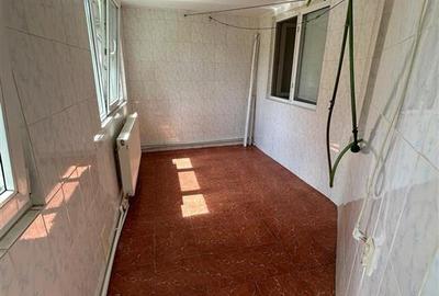 VEZI VIDEO! 2 camere 48 mp Decomandat, parter cu balcon 11 m, Viziru 1 - 4