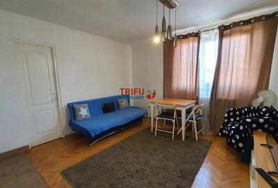 Apartament cu 3 camere decomandat, mobilat în Cetate
