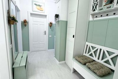 Apartament cu 3 camere semidecomandat, mobilat în Apărătorii Patriei