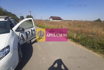 Teren Construcții intravilan de 1300 mp, în 1 Decembrie