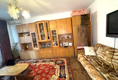 Apartament cu 2 camere decomandat, mobilat în Micro 18