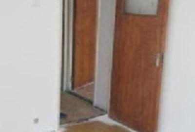 Apartament 3 camere l Aleea Uioara Nr 4A  bloc 4bis l Berceni - 87500€ - 1
