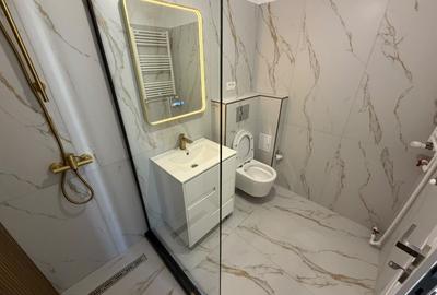 Apartament cu 2 camere decomandat în Titan