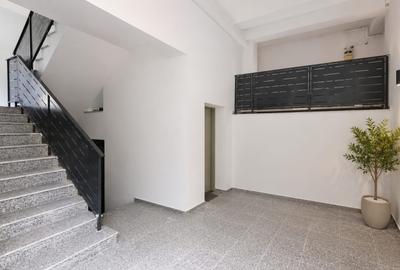 Apartament cu 2 camere decomandat în Theodor Pallady