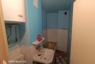 Garsonieră de vânzare sau schimb cu apartament, în Reghin str. Salcâmilor - 6