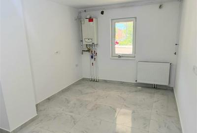 Spatiu Comercial Stradal, cu Vad, Renovat Complet - 2