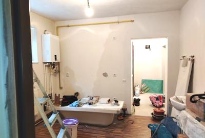 Apartament cu 2 camere semidecomandat în Exterior Est