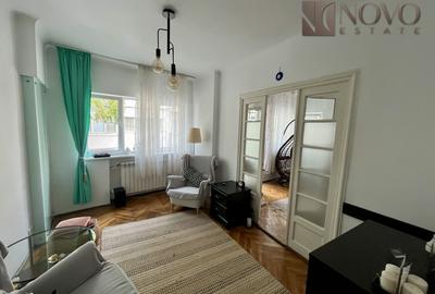 Apartament cu 4 camere semidecomandat, mobilat în Calea Călărașilor