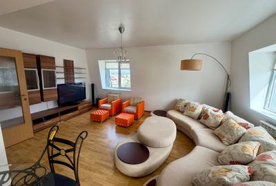 Apartament cu 2 camere decomandat în Canta