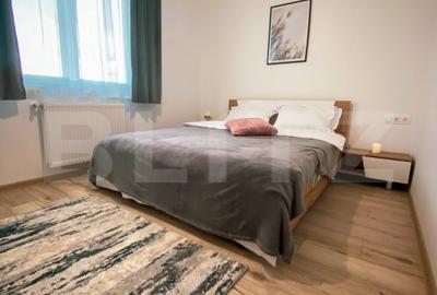 Apartament cu 3 camere decomandat, mobilat în Tractorul