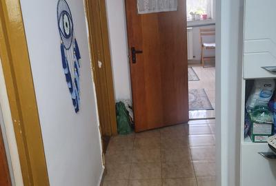 Vanzare- 3 camere-Dr Taberei-Parva-dec-3/4-CT-boxa-bl 72-termopan-125000 E - 5