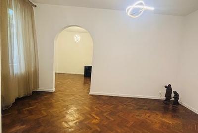 Apartament cu 2 camere circular, mobilat în Armeneasca