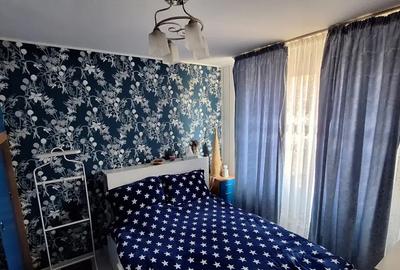Obor Colentina, Teiul Doamnei, langa Sectia 7 Politie - 7