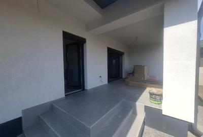 Casă de vânzare în Domnești, Ilfov – Spațiu, Confort și Finisaje Personalizate - 1