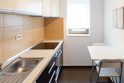Apartament 2 camere, renovat in Iunie, cu loc de parcare subteran PROPRIU - 6