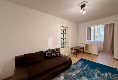 Apartament cu 2 camere semidecomandat, mobilat în Complex Studențesc