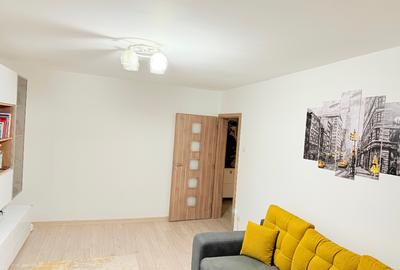 Apartament cu 2 camere decomandat, mobilat în Micro 19