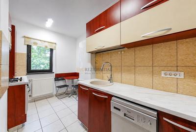 Apartament 3 camere, complet mobilat, decomandat, etaj intermediar - 10