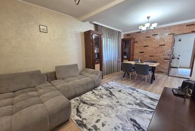 Vila P+1Et, 4 camere, mobilata, cu teren 550 mp de vanzare in zona Galati Nord - 1