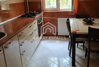 Apartament cu 3 camere semidecomandat, mobilat în Berceni