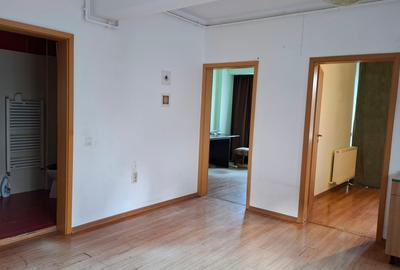 Apartament 2 camere, de vânzare, Mănăștur, bloc nou, strada Edgar Quinet, etaj 1 - 3