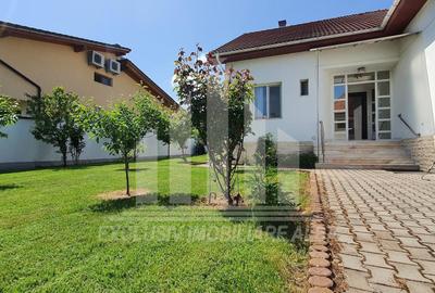 Casa individuala | 240 mp | 730 mp teren | Toate utilitatile | Cetate - 1