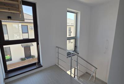 Vanzare Vila Individuala/Cristalului/5 camere id nr 54 - 15