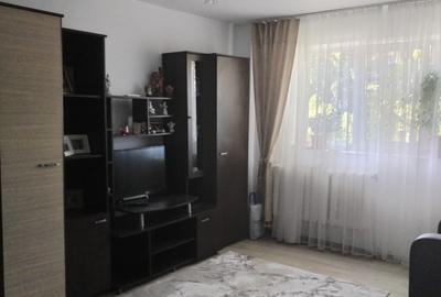 Apartament 2 camere zona Parcul Mihai Eminescu , etaj 2 , mobilat si utilat - 1